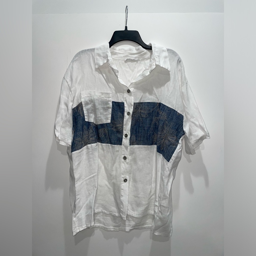 Vintage 100% Linen Made in Italy button down shirt
